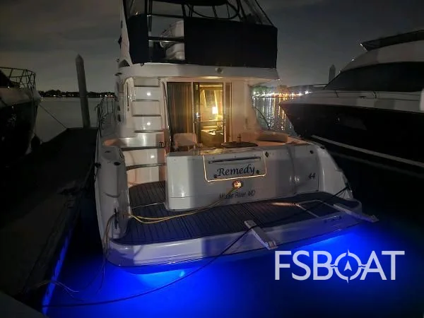 2006 Sea Ray 44 Sedan Bridge - Media 11