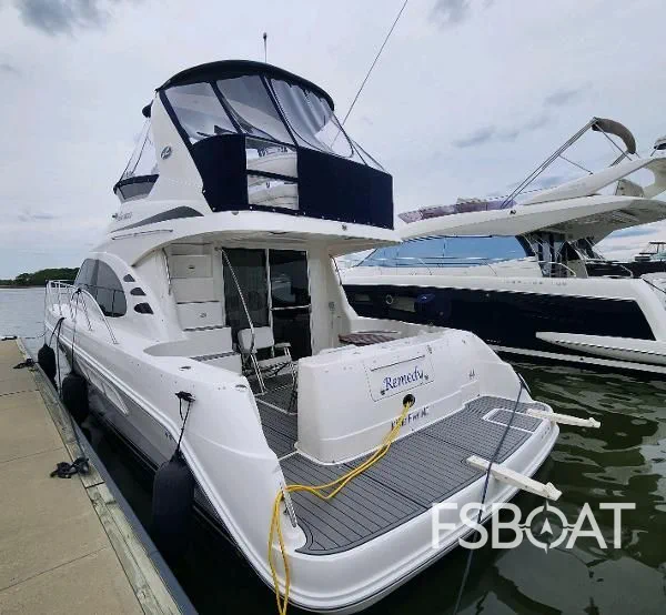 2006 Sea Ray 44 Sedan Bridge - Media 4