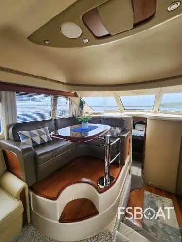 2006 Sea Ray 44 Sedan Bridge - Media 13