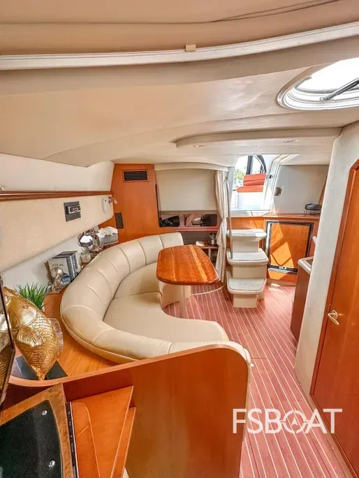 2000 Cruisers Yachts 3375 - Media 6