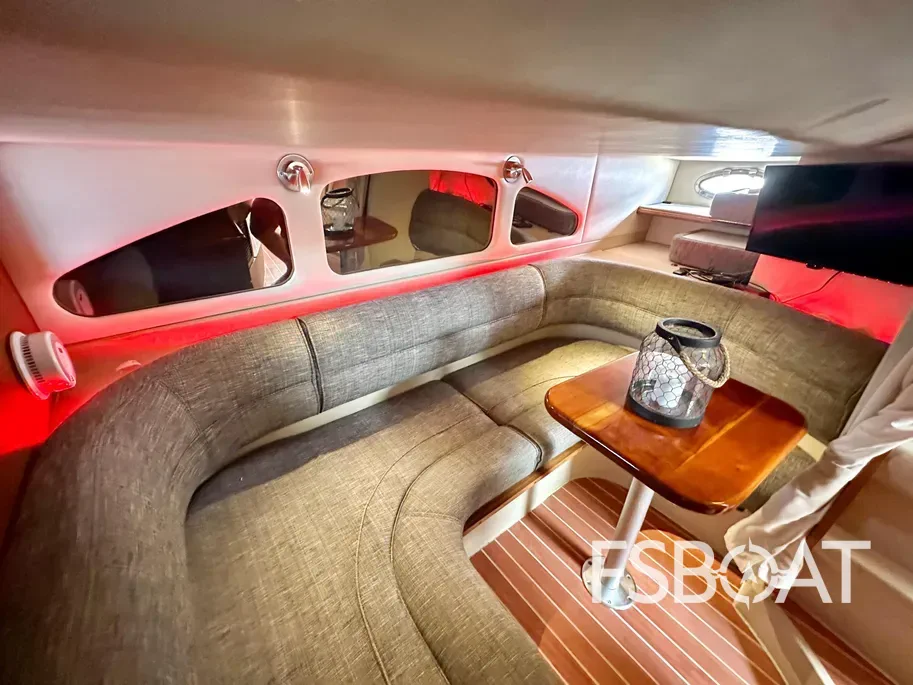 2000 Cruisers Yachts 3375 - Media 8