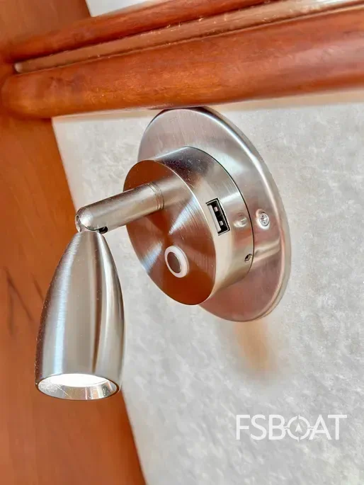 2000 Cruisers Yachts 3375 - Media 11