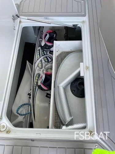 2019 Crownline Eclipse E255 - Media 13