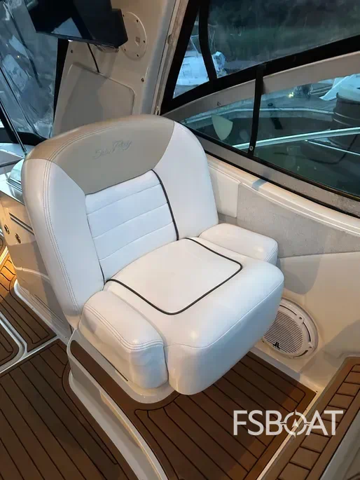 2008 Sea Ray Sundancer 330 - Media 21