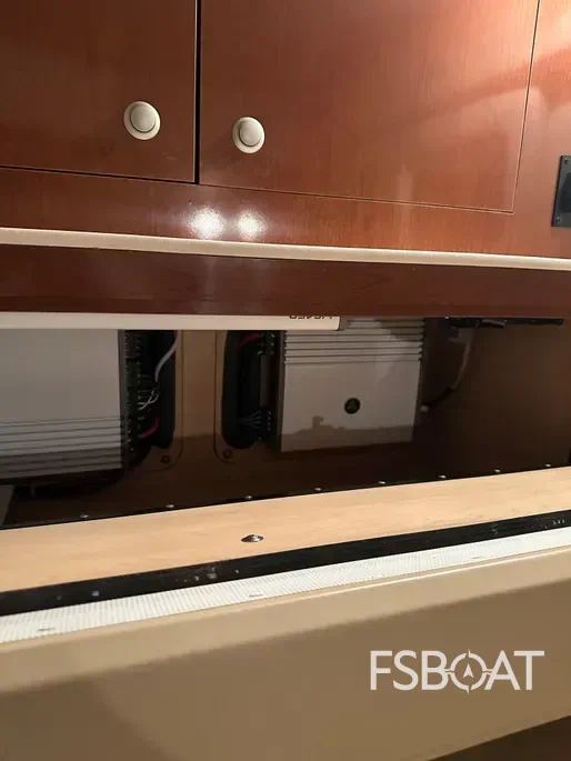 2008 Sea Ray Sundancer 330 - Media 20