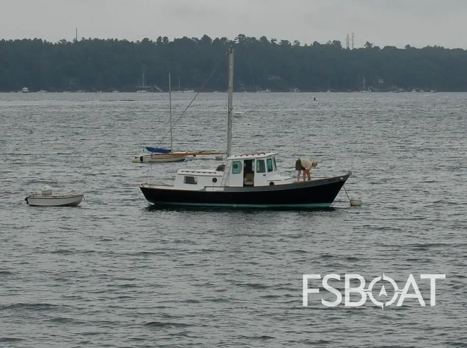 1983 Custom Trawler - Media 7