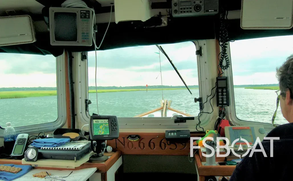 1983 Custom Trawler - Media 8