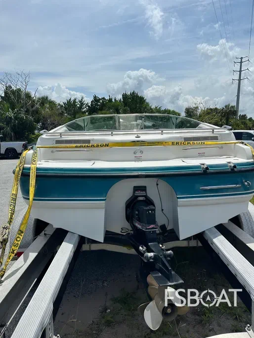 1996 Chaparral 2130 Bow Rider - Media 3