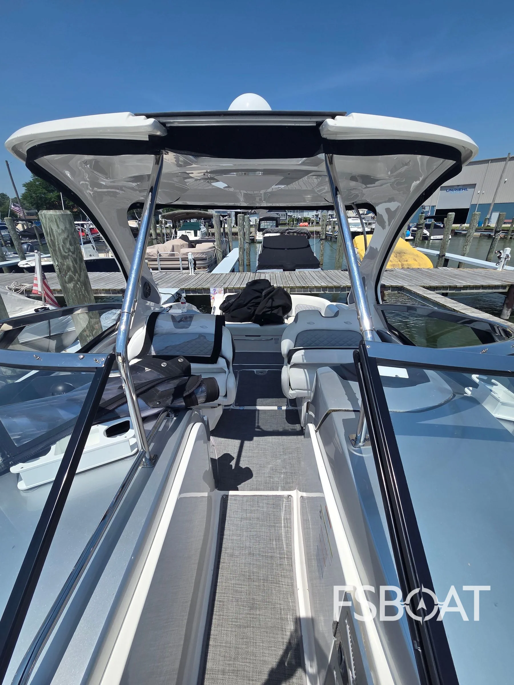 2014 Chaparral 327 SSX - Media 13