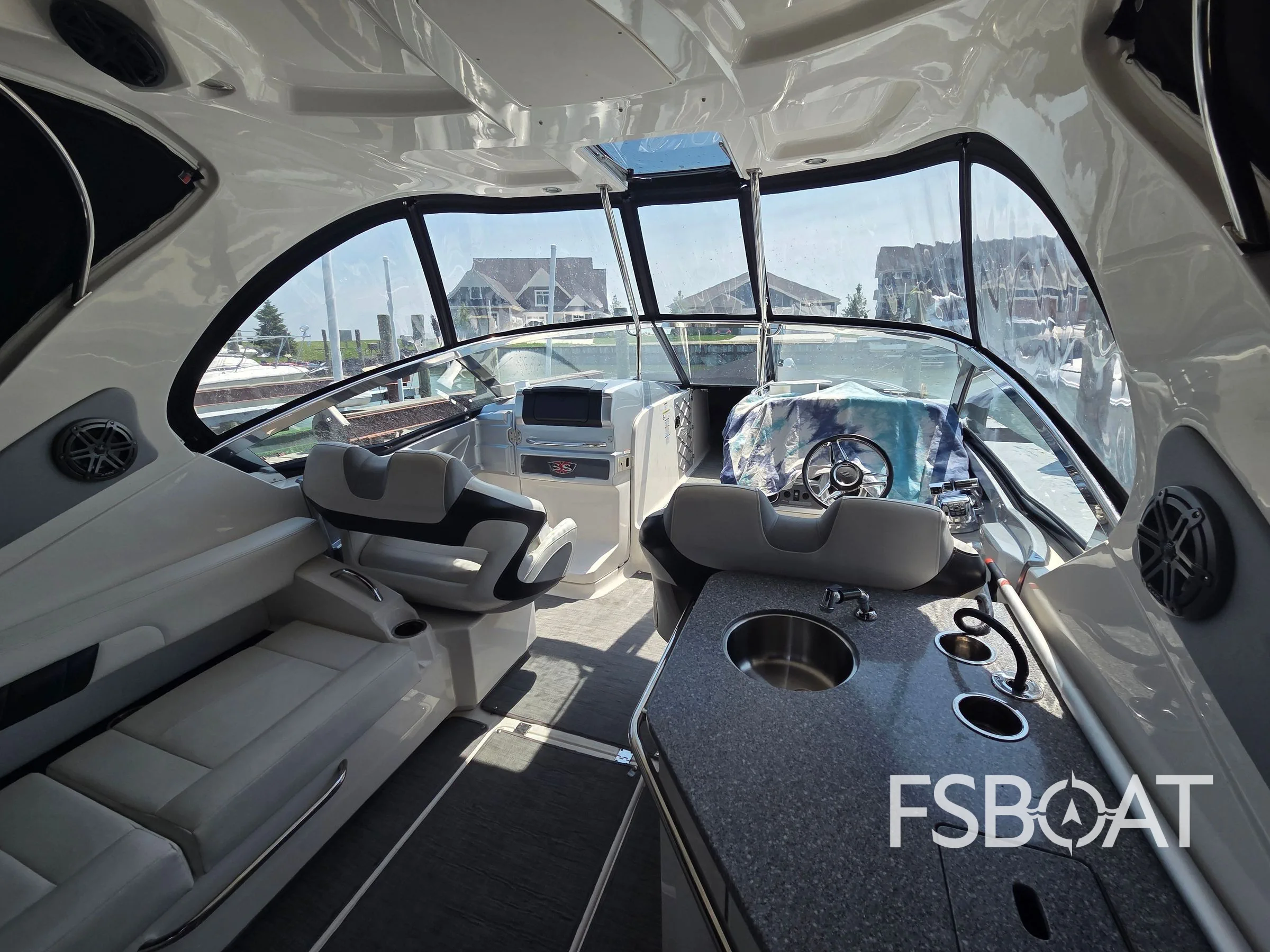 2014 Chaparral 327 SSX - Media 5