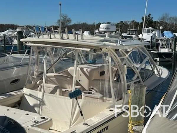 2017 Grady-White Freedom 307 - Media 3