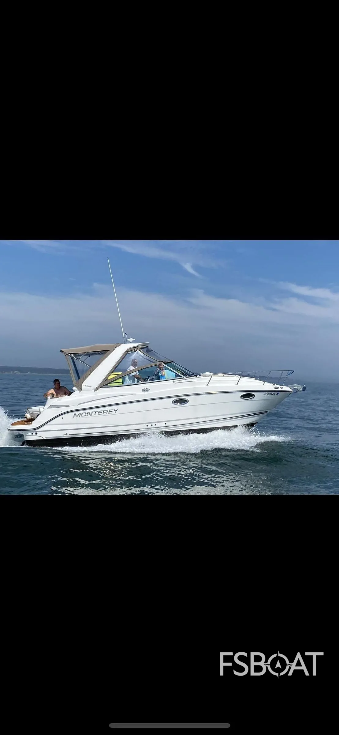 2015 Monterey 275 Sport Yacht - Media 10