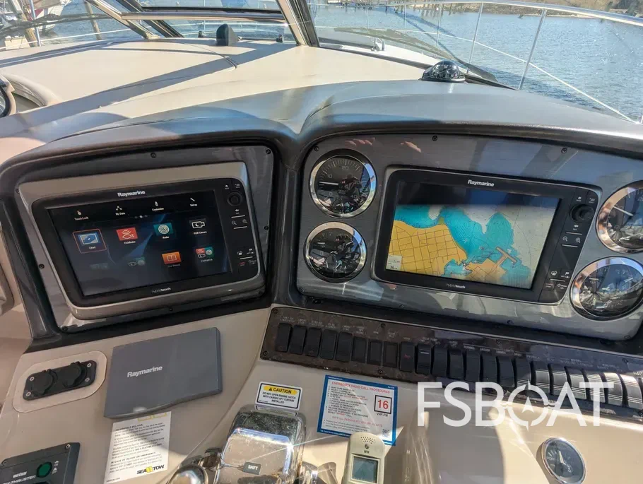 2005 Sea Ray 420 Sundancer - Media 19