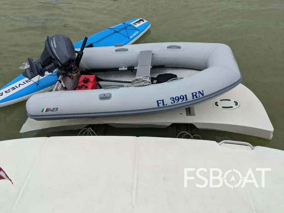 2005 Sea Ray 420 Sundancer - Media 10