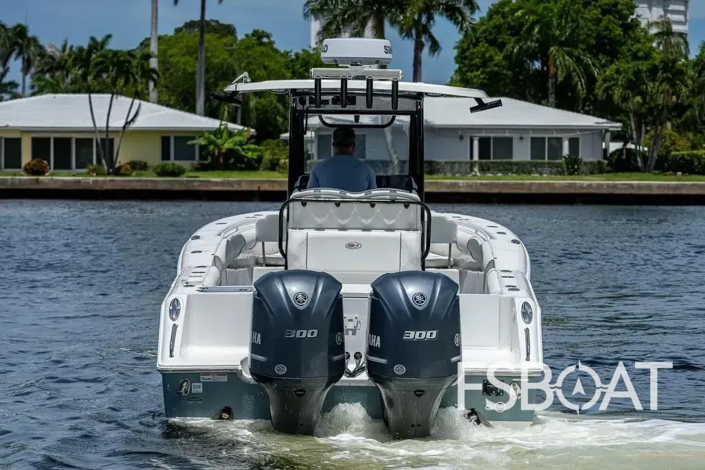 2019 Sea Hunt Gamefish 30 - Media 3