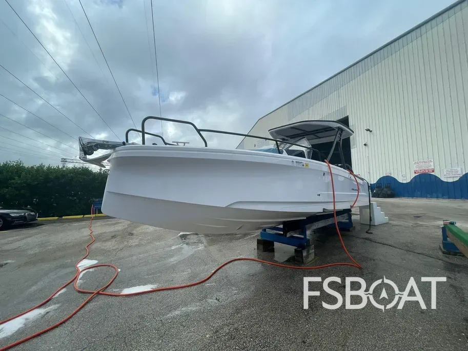 2023 Axopar 25 Cross-Top - Media 17