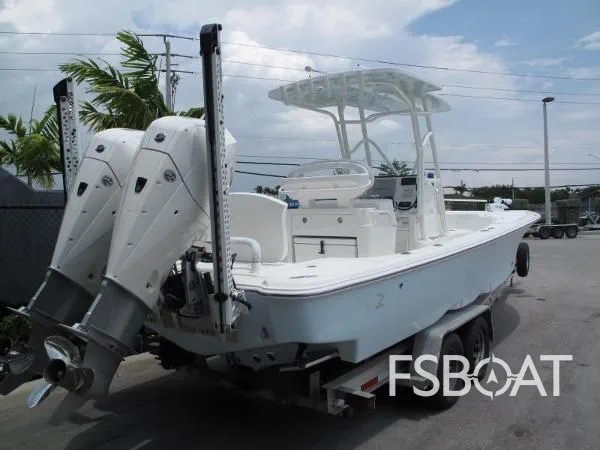 2023 SeaVee 270Z - Media 5