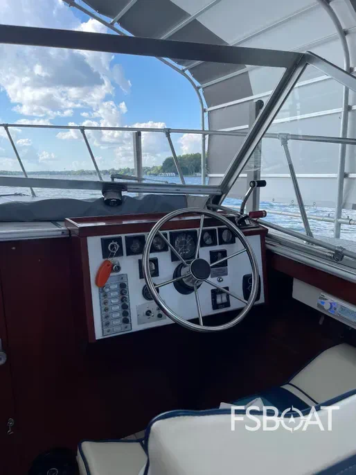 1985 Skiff Craft X-260 - Media 8