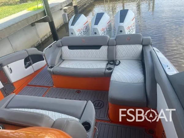 2022 Mystic Powerboats M3800 - Media 6