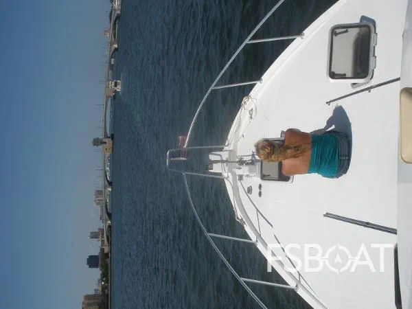 1989 Bayliner 3888 Motoryacht - Media 6