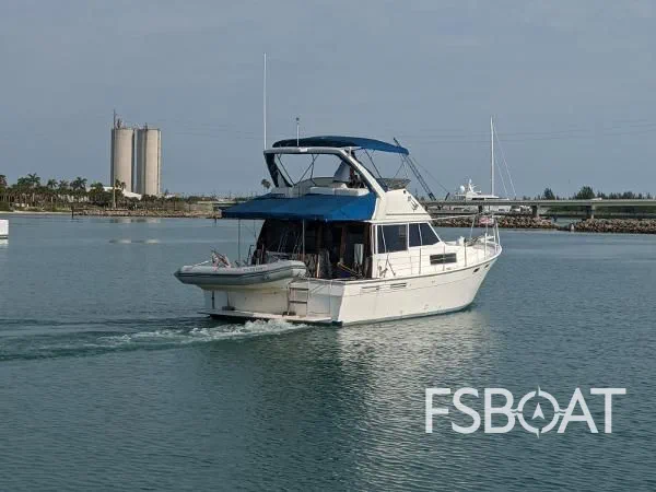 1989 Bayliner 3888 Motoryacht - Media 15