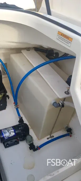 2015 Bayliner 642 Overnighter - Media 20