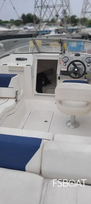2015 Bayliner 642 Overnighter - Media 11