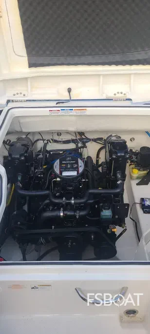2015 Bayliner 642 Overnighter - Media 16