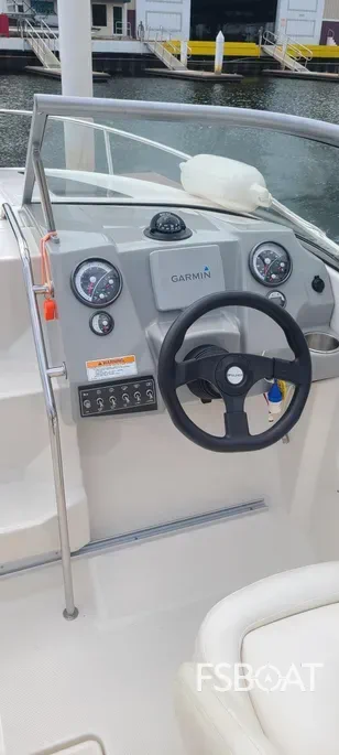 2015 Bayliner 642 Overnighter - Media 8