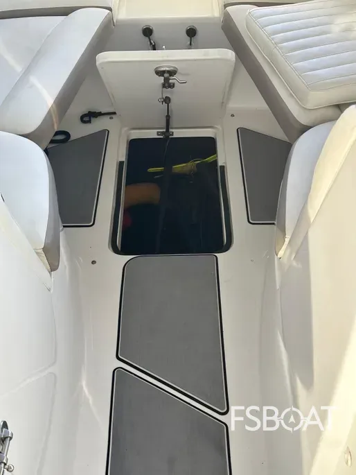 2005 Cobalt 27.5 - Media 22