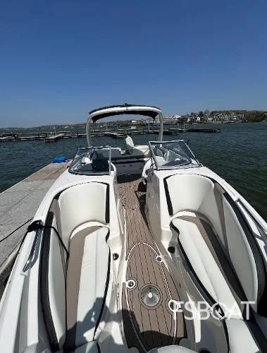 2012 Larson LXi 29.2 - Media 10