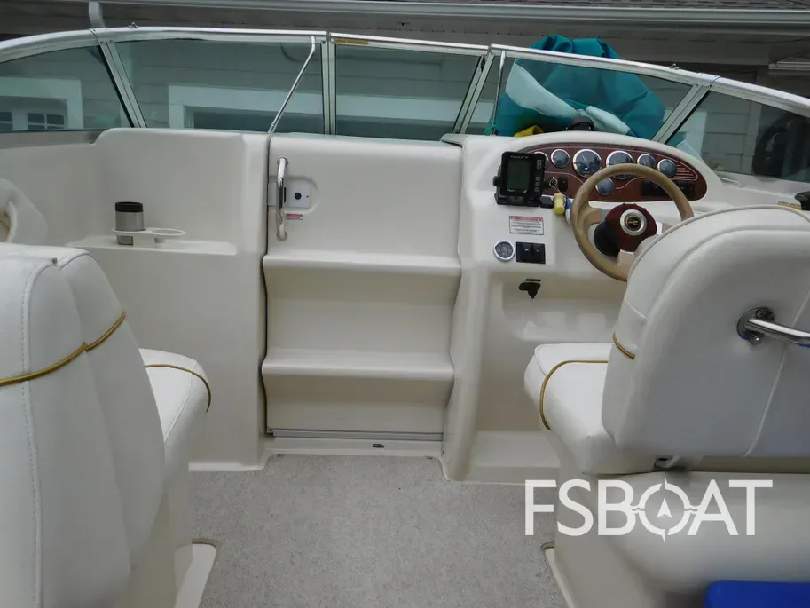 2001 Sea Ray 210 Express Cruiser - Media 8