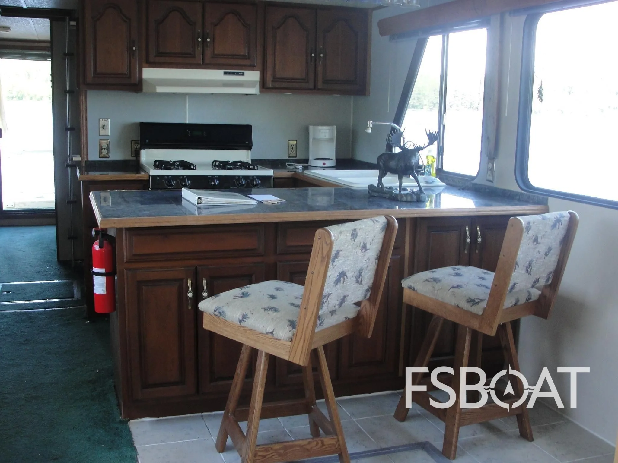 1988 Three Buoys Sunseeker 46 - Media 2