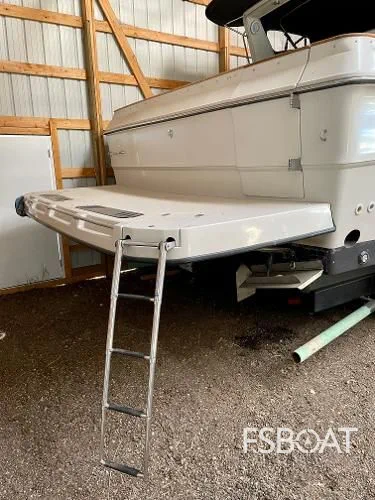 1986 Sea Ray 390 Express - Media 9