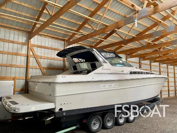 1986 Sea Ray 390 Express - Media 4