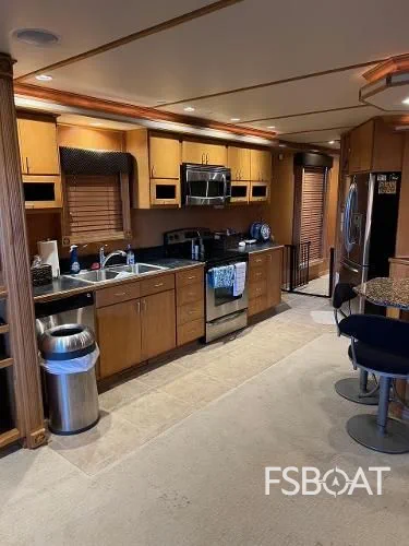 2008 Starlite Custom Houseboat - Media 14
