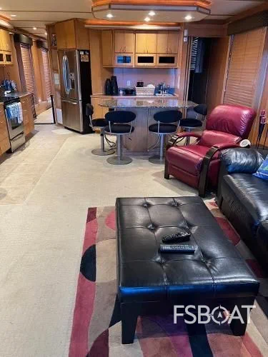 2008 Starlite Custom Houseboat - Media 13