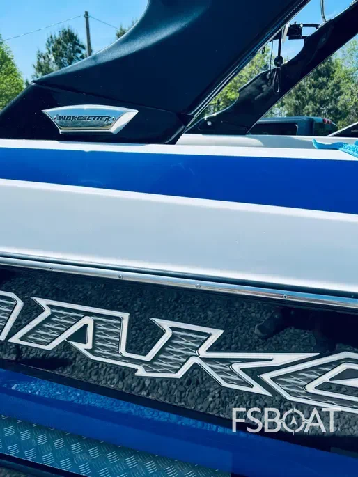 2009 Malibu Wakesetter 23 LSV - Media 15