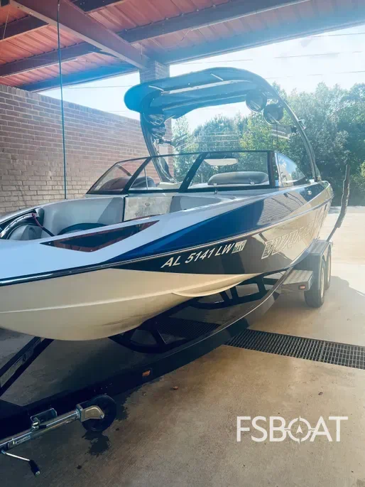 2009 Malibu Wakesetter 23 LSV - Media 9