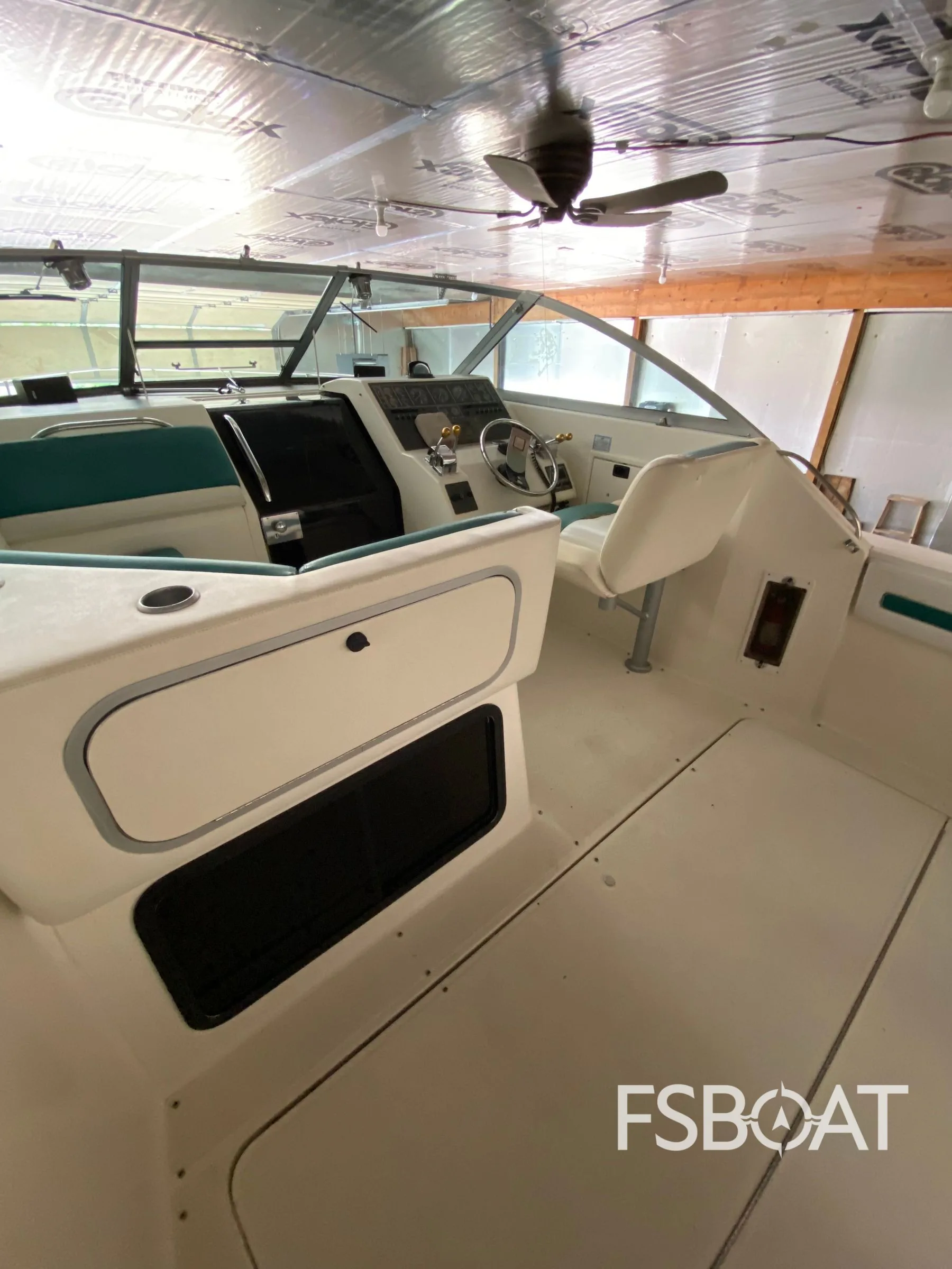 1989 Slickcraft 310SC - Media 17