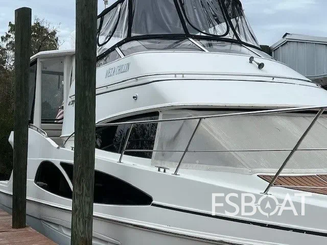 2005 Carver 41 Cockpit Motor Yacht - Media 3