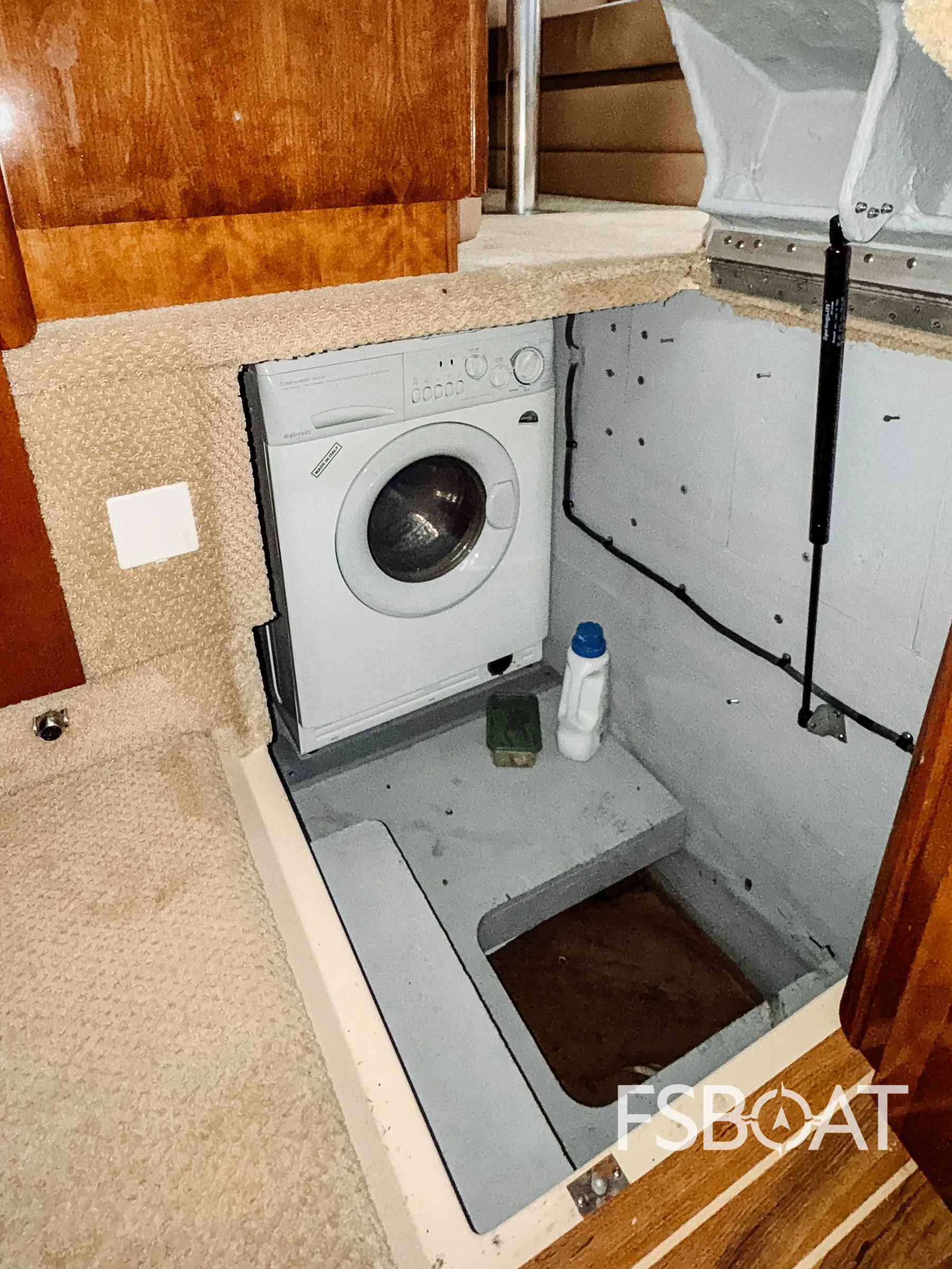 2007 Meridian 408 Motoryacht - Media 22
