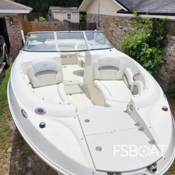 2011 Stingray 235 LR - Media 7