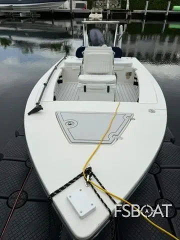 2013 Hewes Redfisher 16 - Media 3