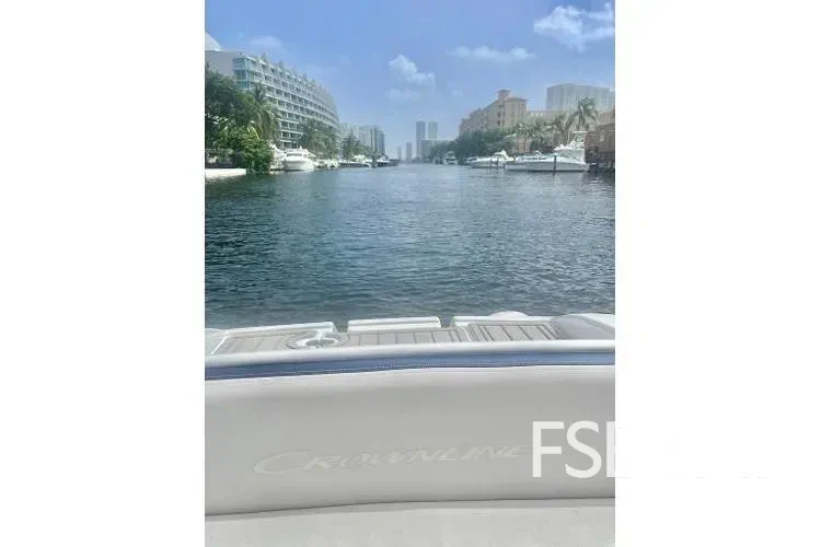 2023 Crownline Eclipse E235 XS - Media 16