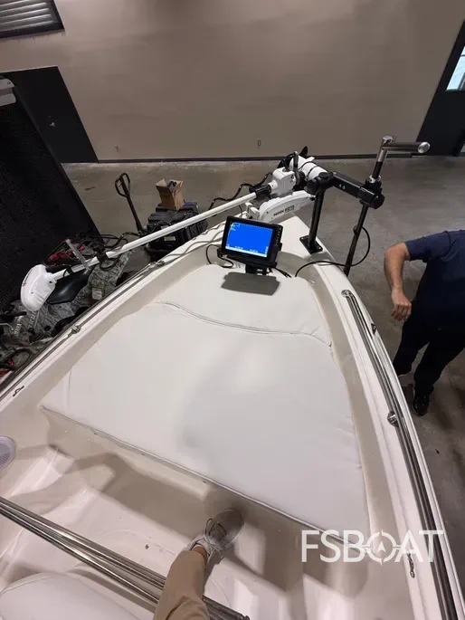 2022 Key West 1720 Center Console - Media 8
