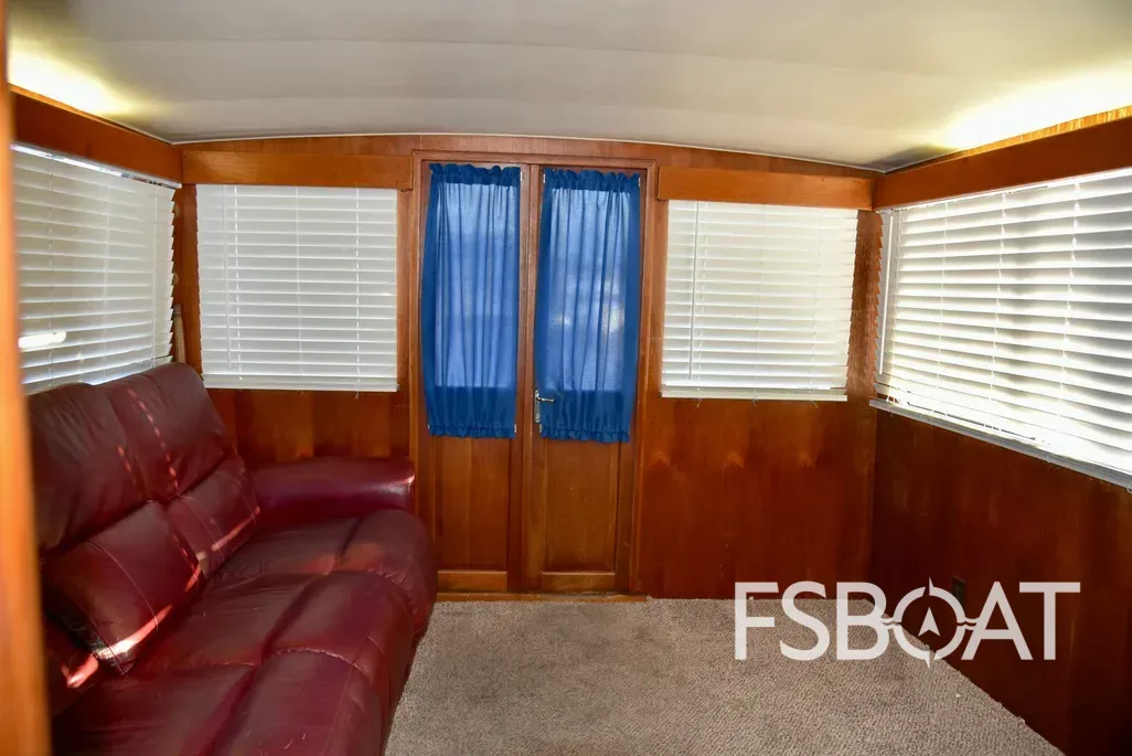 1985 Gulfstar 44ft - Media 19