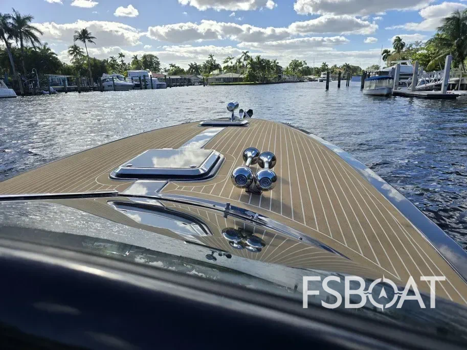 2002 Cruisers Cabriolet Royale 34 - Media 8