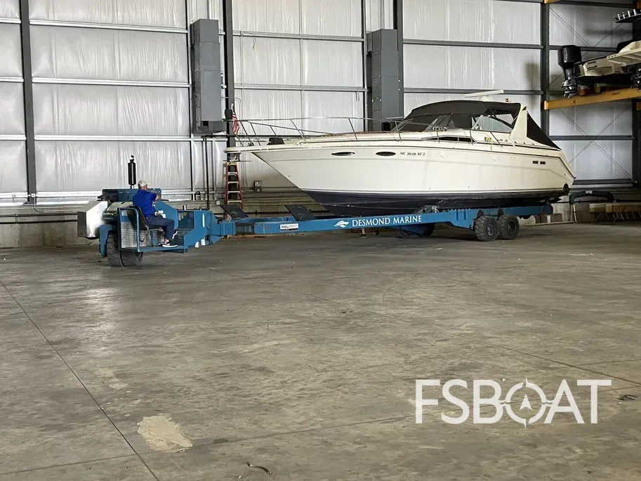 1990 Sea Ray 350 Express Cruiser - Media 5