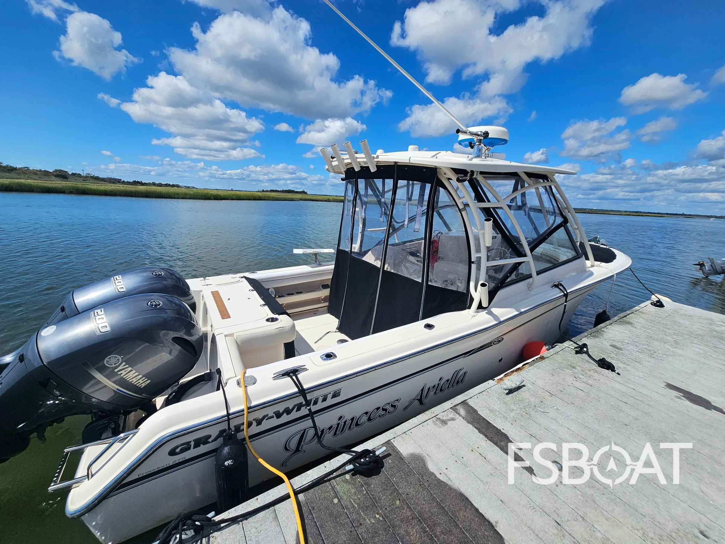 2015 Grady-White Freedom 275